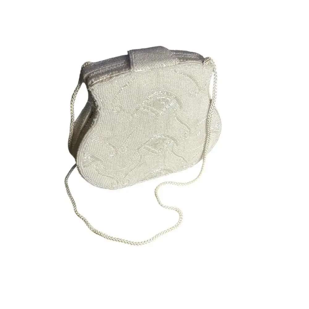 Purse white beaded beautiful done size 8”x7”
